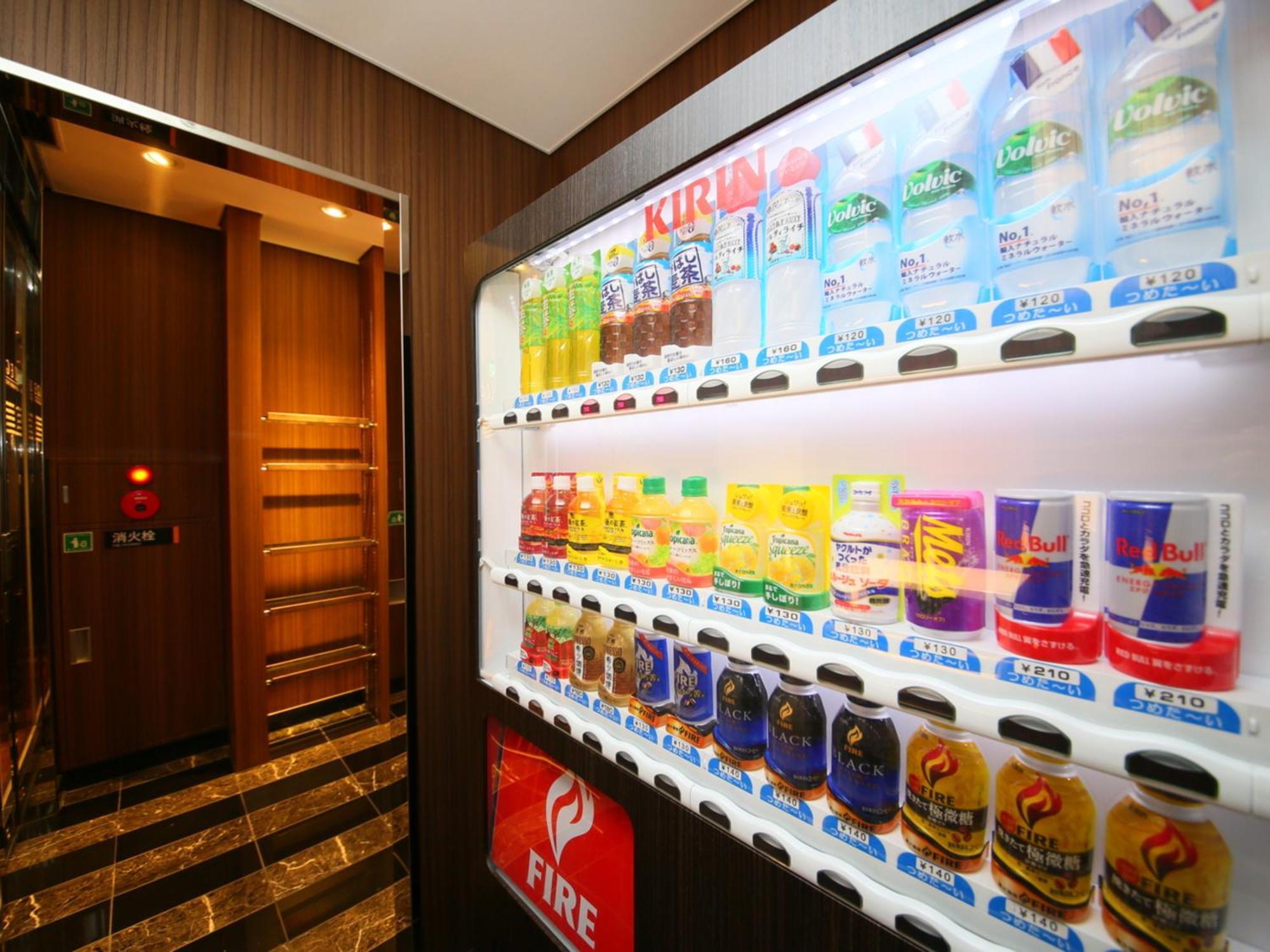 Apa Hotel Shimbashi Toranomon Tokio Buitenkant foto
